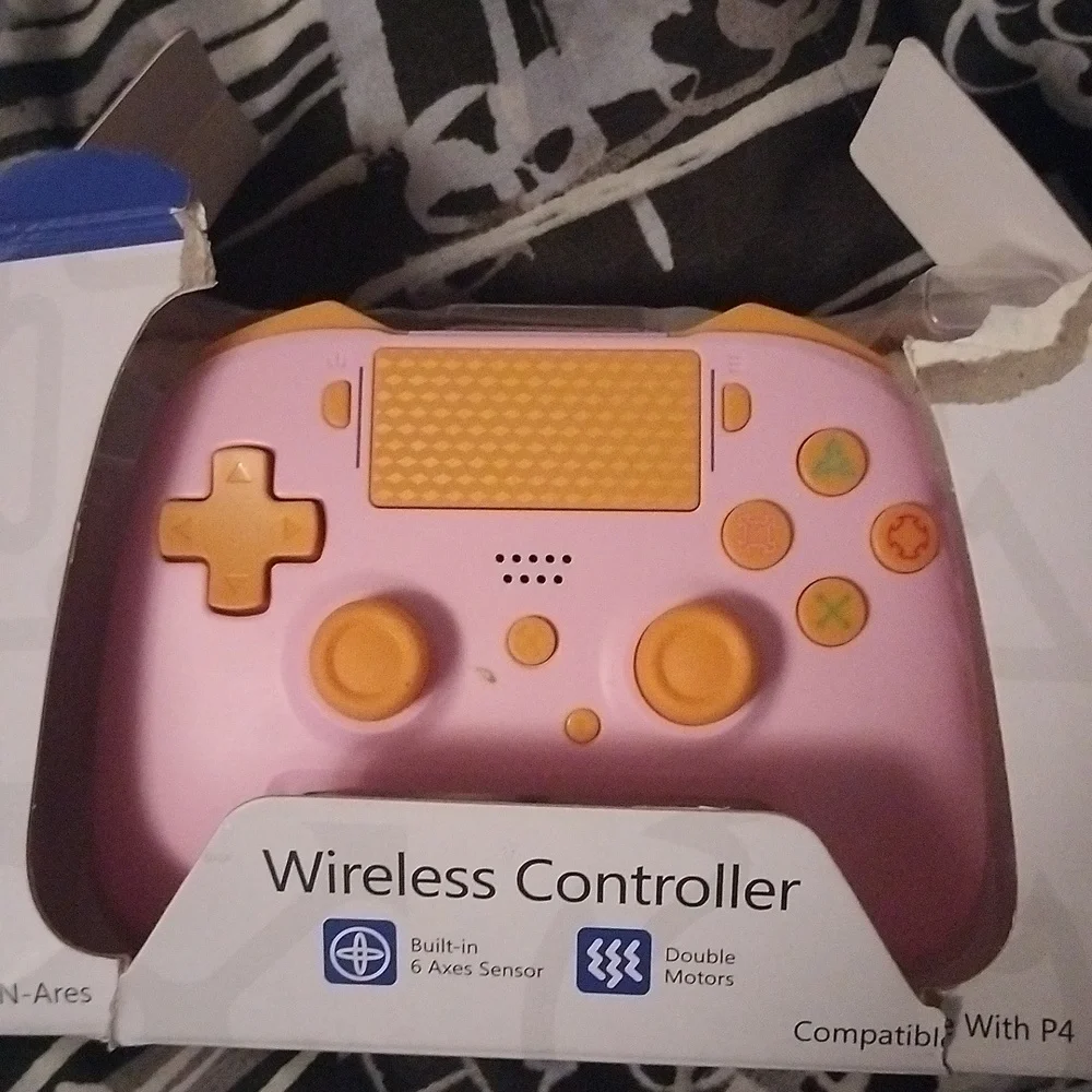 Wireless Controller - Picture 1 of 3